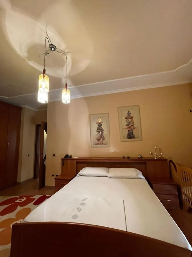 Luxury Center Apartment Tiran