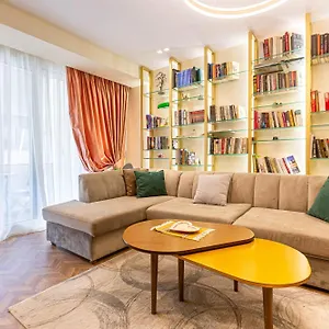 Center Fame House Apartamento